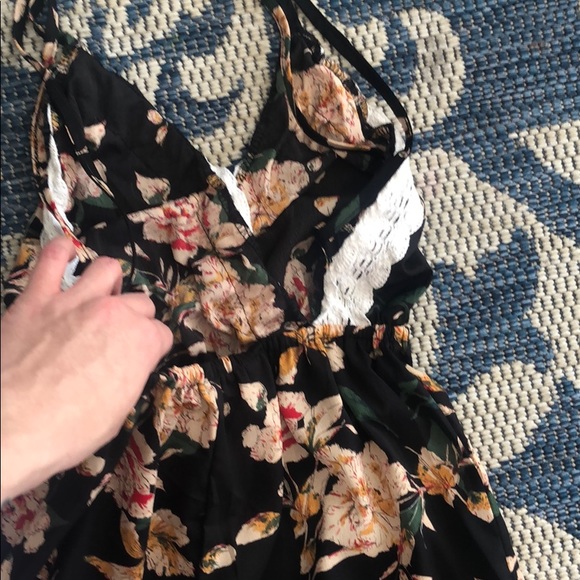 Zaful Floral Print Romper - Picture 4 of 4